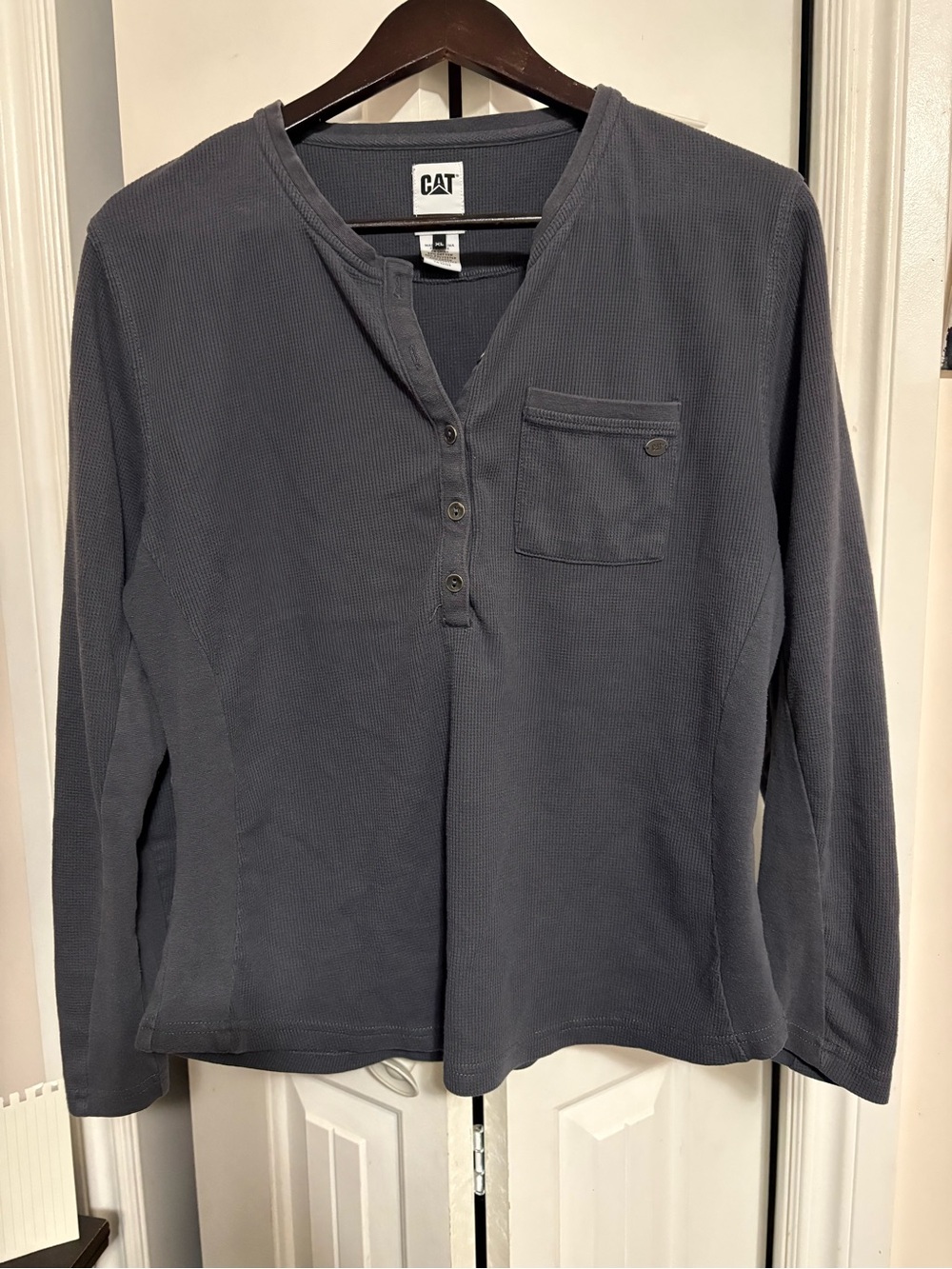 Womans Long-Sleeve Henley Shirt in Charcoal